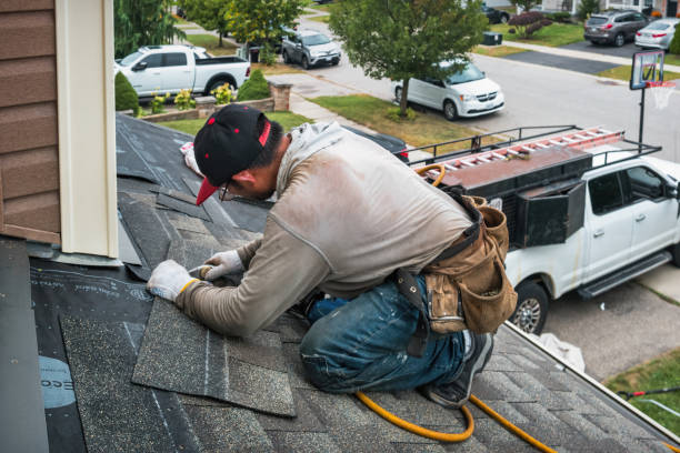 Professional Roofing technician working in Yorktown, TX